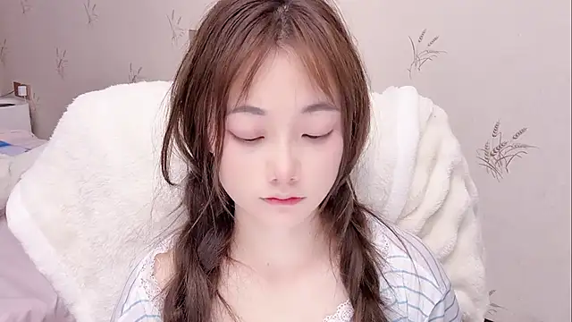 puppy-999 online show from April 10, 1:06 pm