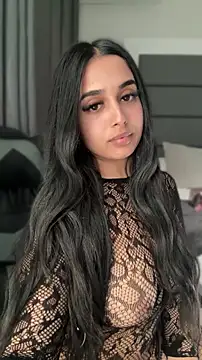 LilMisIndianx online show from May 8, 1:03 pm