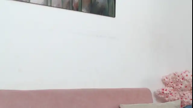 pinky f00x online show from April 10, 7:53 pm