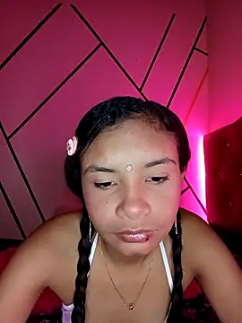 liz7skinny online show from October 13, 9:28 pm