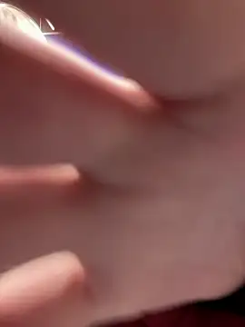 Snapshot of Cum_girlss chatting on October 17, 5:54 am Cum girlss online show from October 17, 5:54 am