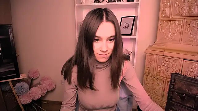 RosaRay  online show from March 4, 7:15 am