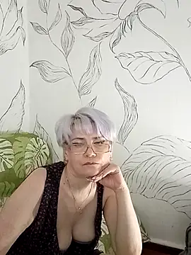 Catty Lady online show from September 11, 6:19 pm