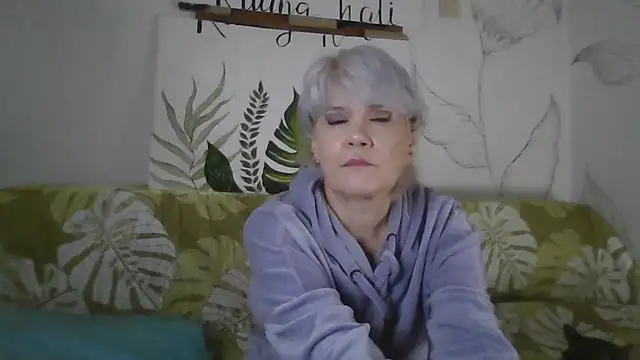 Catty Lady online show from January 9, 8:02 pm