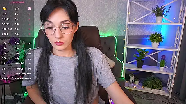 EviLune online show from November 19, 9:37 pm