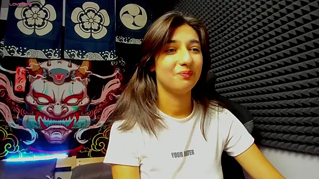 Snapshot of Elfy_Rare_ chatting on October 23, 10:43 am Elfy Rare online show from October 23, 10:43 am