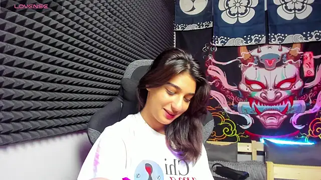 Snapshot of Elfy_Rare_ chatting on October 27, 3:29 pm Elfy Rare online show from October 27, 3:29 pm