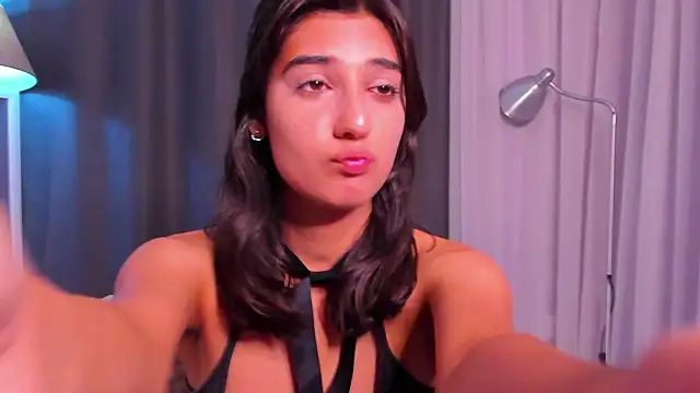 Snapshot of Elfy_Rare_ chatting on October 16, 3:25 pm Elfy Rare online show from October 16, 3:25 pm