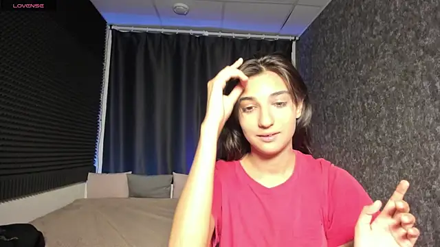 Snapshot of Elfy_Rare_ chatting on September 29, 3:28 pm Elfy Rare online show from September 29, 3:28 pm