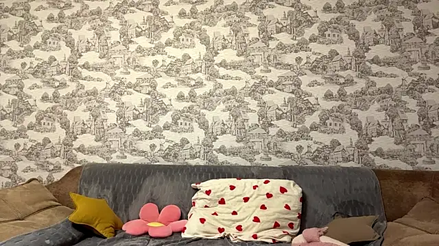 CoralinaEastoy online show from September 11, 9:48 pm