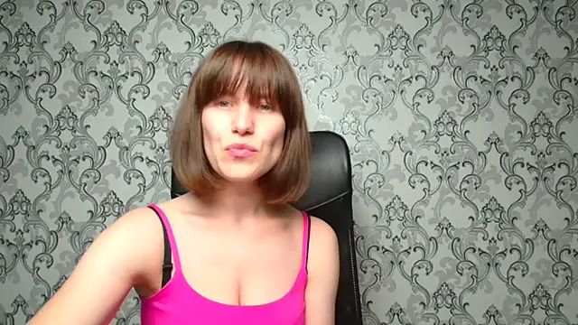 Snapshot of Kelly_Kisss chatting on September 22, 11:08 am Kelly Kisss online show from September 22, 11:08 am