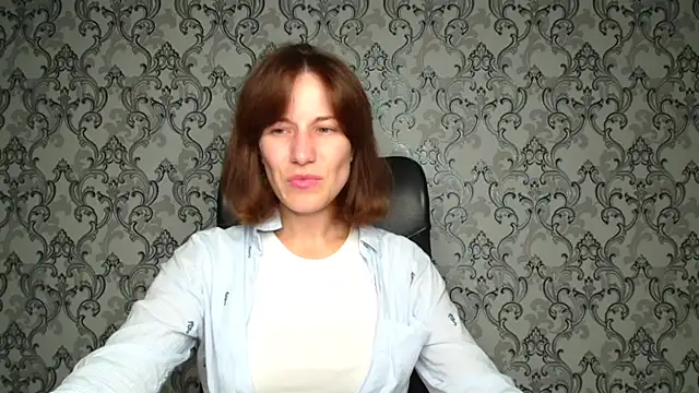 Snapshot of Kelly_Kisss chatting on October 30, 6:20 pm Kelly Kisss online show from October 30, 6:20 pm