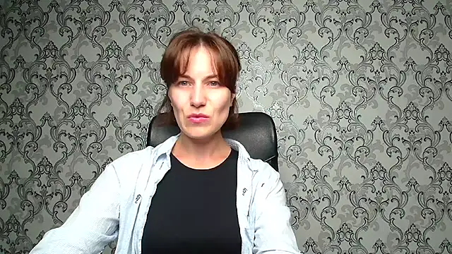 Snapshot of Kelly_Kisss chatting on October 17, 3:59 pm Kelly Kisss online show from October 17, 3:59 pm