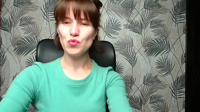 Snapshot of Kelly_Kisss chatting on September 28, 5:07 pm Kelly Kisss online show from September 28, 5:07 pm