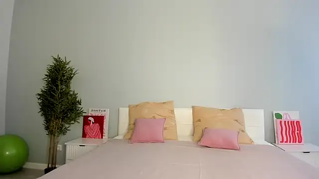 roxxxy 10 online show from September 30, 2:06 am