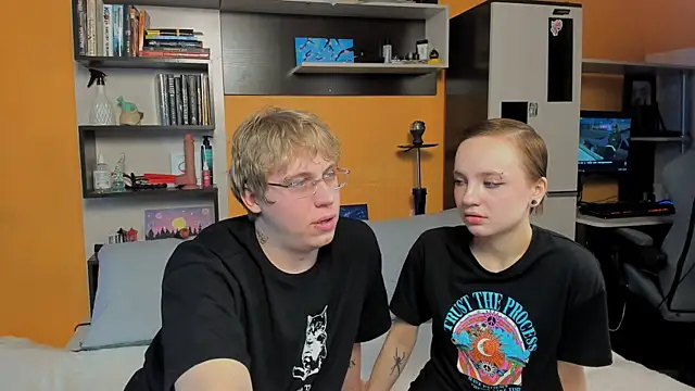 SammySccott online show from March 27, 8:26 am