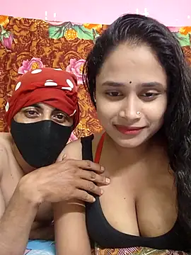 Seducing couple online show from October 6, 5:40 pm