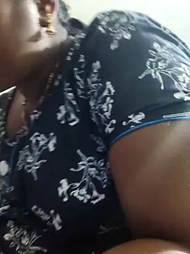 Snapshot of papukurty chatting on October 22, 4:12 pm papukurty online show from October 22, 4:12 pm