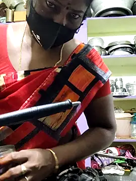 Snapshot of papukurty chatting on October 11, 1:43 am papukurty online show from October 11, 1:43 am