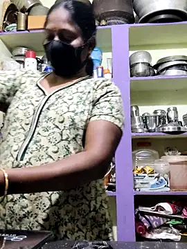 Snapshot of papukurty chatting on October 10, 1:43 am papukurty online show from October 10, 1:43 am