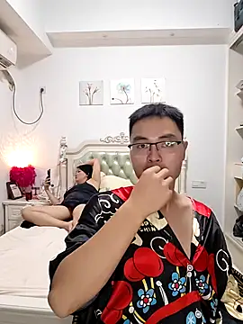 defgghj online show from September 18, 8:07 pm