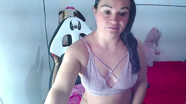 StefiAlizon70 online show from October 29, 3:22 am