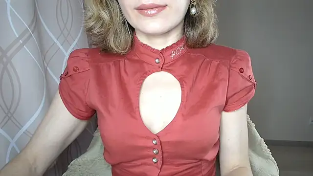 Snapshot of miss__Sophie chatting on October 28, 7:58 am miss Sophie online show from October 28, 7:58 am