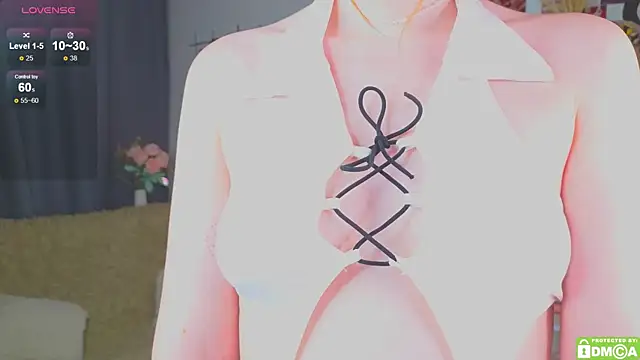 Snapshot of JoyceJones chatting on October 16, 8:22 pm JoyceJones online show from October 16, 8:22 pm