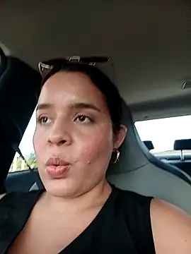 Snapshot of Lambedora_69 chatting on October 15, 8:11 pm Lambedora 69 online show from October 15, 8:11 pm