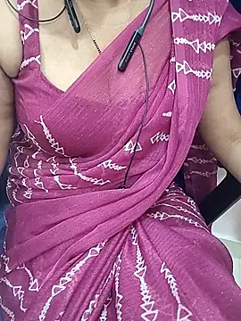 Snapshot of Anuforyou19 chatting on October 10, 5:07 pm Anuforyou19 online show from October 10, 5:07 pm