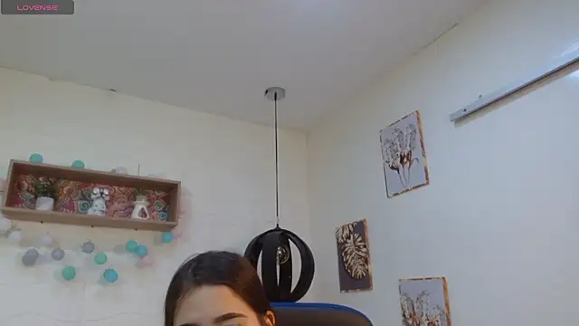 tulunaroja online show from October 10, 8:47 pm