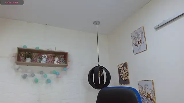 tulunaroja online show from October 8, 8:13 pm