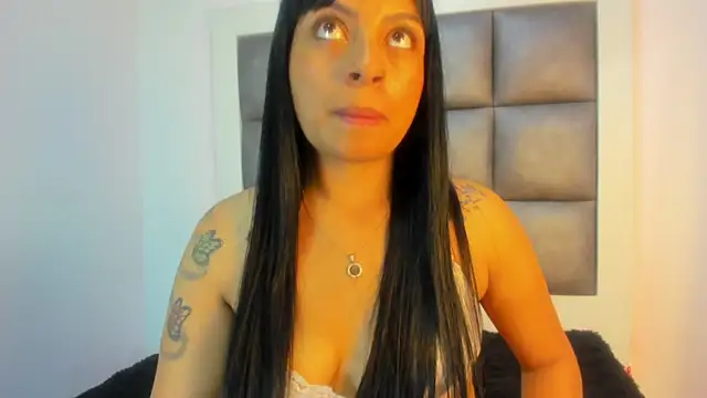 Snapshot of Mia_lopez__ chatting on September 27, 4:47 pm Mia lopez online show from September 27, 4:47 pm