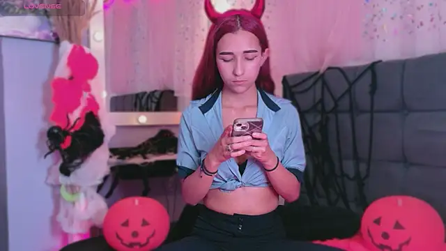 Snapshot of NataliaPrada_s chatting on October 21, 8:13 pm NataliaPrada s online show from October 21, 8:13 pm