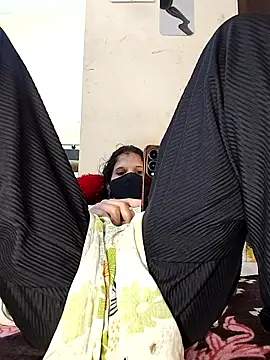 Snapshot of ranisanthutelugu chatting on September 24, 6:01 am ranisanthutelugu online show from September 24, 6:01 am