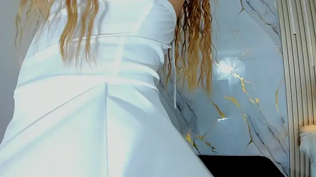 Snapshot of sharon_greey chatting on October 27, 8:14 pm sharon greey online show from October 27, 8:14 pm