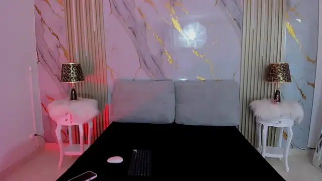 Snapshot of sharon_greey chatting on September 19, 8:52 pm sharon greey online show from September 19, 8:52 pm