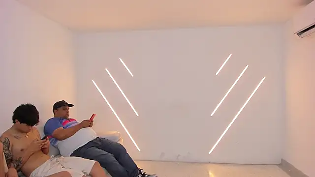 Snapshot of brutal_sex_room2k chatting on October 21, 4:44 pm brutal sex room2k online show from October 21, 4:44 pm