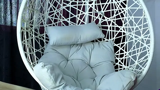 cuteeimy online show from October 4, 8:46 pm