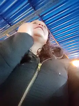 Snapshot of You-sexy-starr chatting on September 22, 11:58 pm You-sexy-starr online show from September 22, 11:58 pm