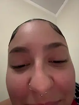 Snapshot of babykalirose chatting on October 11, 4:50 am babykalirose online show from October 11, 4:50 am