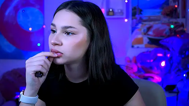 KimClarks  online show from September 20, 10:19 pm