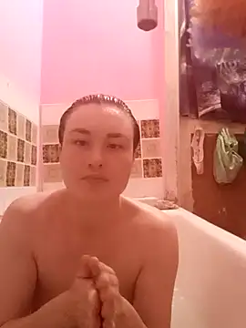 MoonIrene online show from October 13, 3:14 pm