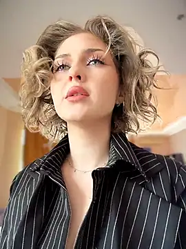 KellyKeler online show from March 21, 10:09 am