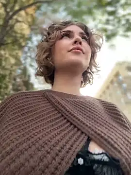 KellyKeler online show from November 8, 1:27 pm