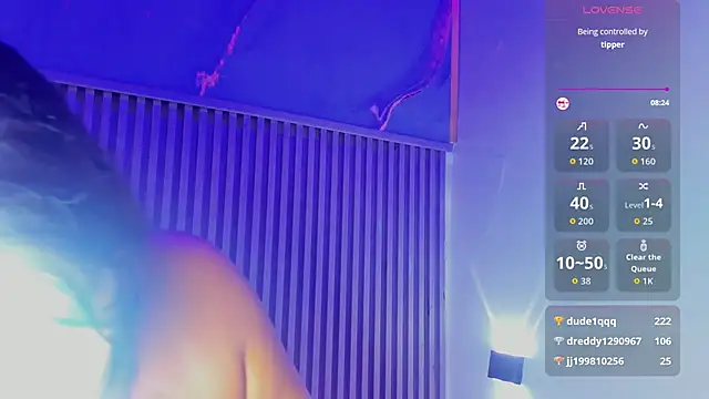 Snapshot of bigboobs_violeta chatting on September 30, 4:56 pm bigboobs violeta online show from September 30, 4:56 pm