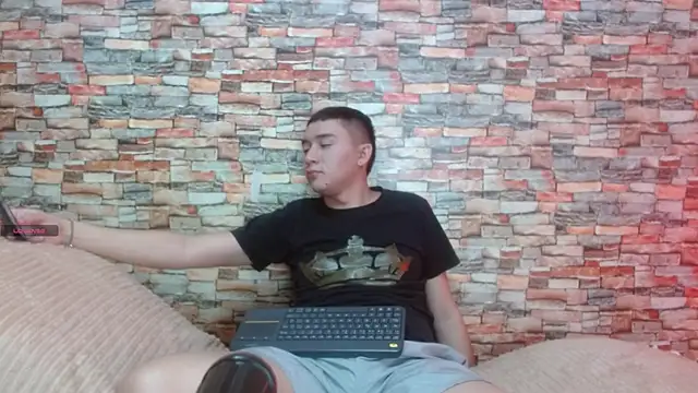 Snapshot of nicoo_2036 chatting on October 1, 1:49 pm nicoo 2036 online show from October 1, 1:49 pm