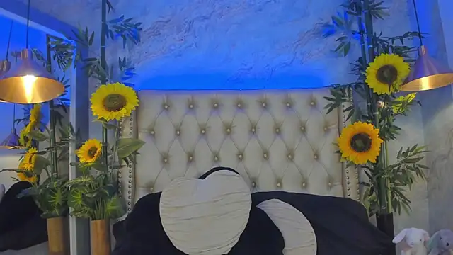 Snapshot of LittleeJaz chatting on September 21, 4:55 am LittleeJaz online show from September 21, 4:55 am