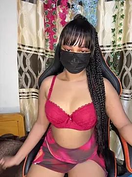 Snapshot of Ariana__Marie chatting on October 25, 9:43 pm Ariana  Marie online show from October 25, 9:43 pm