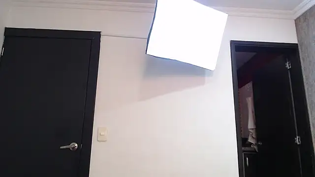 elamurray online show from September 18, 11:20 am